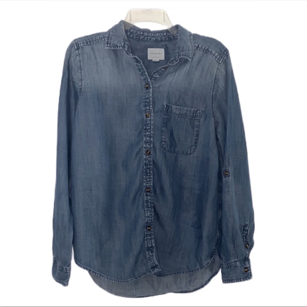 American Eagle Chambray Shirt